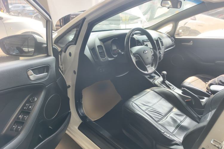 Used Kia K3 2015 1.6L Automatic GLS Driver Seat