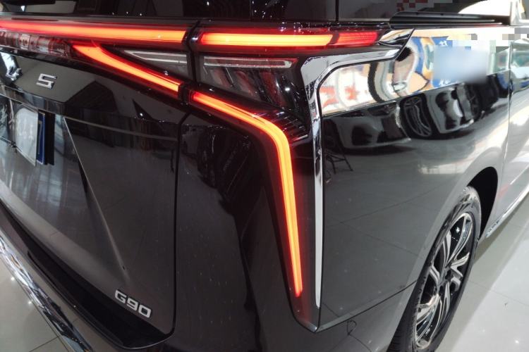 Used SAIC MAXUS G90 2023 2.0T Interstellar Six-Seater Version