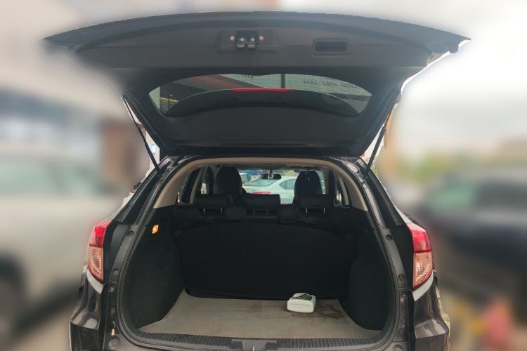 Used Honda Vezel 2015 1.8L CVT 2WD Luxury Model