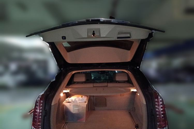 Used Cadillac SRX 2011 3.0L Flagship Edition Trunk