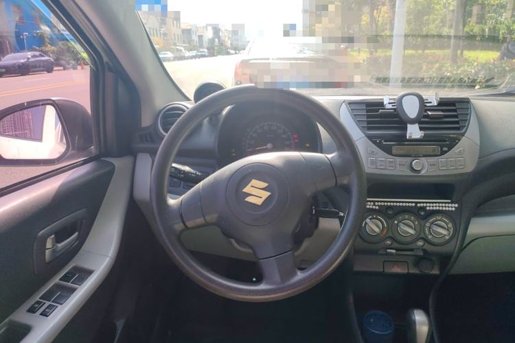 Used Suzuki Alto 2013 1.0L Automatic Luxury Model
