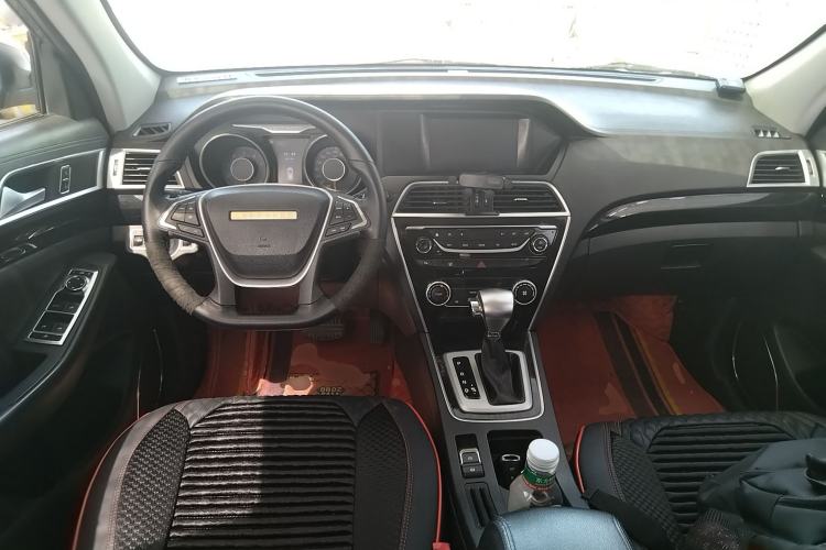 Used Leopaard CS10 2017 2.0T Automatic Luxury Model Center Console