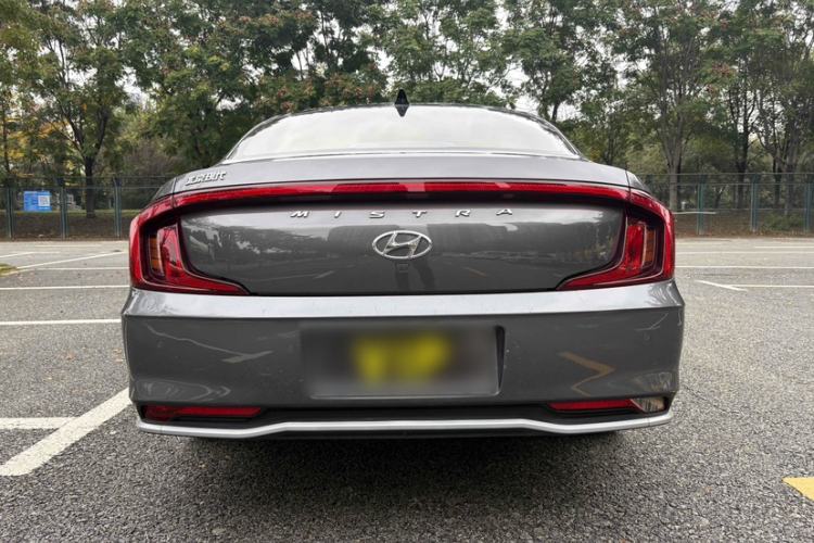 Used Hyundai Mistra 2021 1.8L CVT LUX Premium Edition
