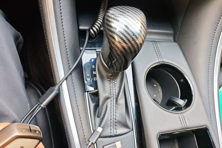 Used Toyota Avalon 2022 2.0L Luxury Edition Gear Lever