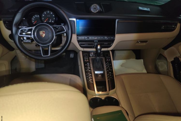 Used Porsche Macan 2021 Macan 2.0T Center Console