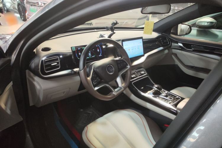 Used BYD Qin PLUS 2024 Honor Edition EV 510KM Leading Model
