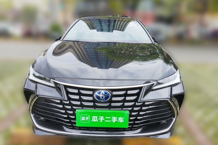 Used Toyota Avalon 2023 Dual-Engine 2.5L Luxury Edition Front