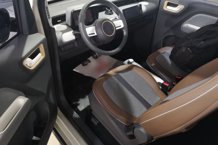 Used Wuling Hongguang MINIEV 2022 GAMEBOY 200km Gaming Edition with Lithium Iron Phosphate