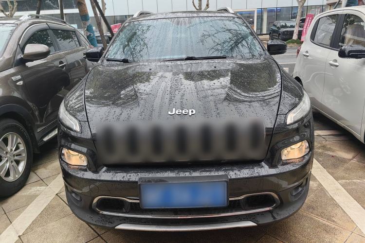 Used Jeep Cherokee 2016 2.4L Leading Edition
