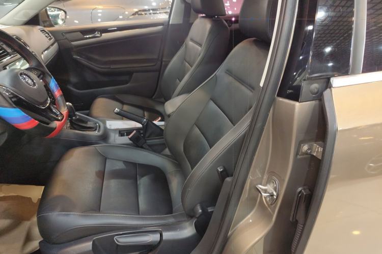 Used Volkswagen Sagitar 2017 230TSI Automatic Comfort Version