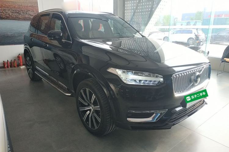 Used Volvo XC90 2023 B6 Zhiyi Luxury Edition 7-Seater Front Right 45 Deg