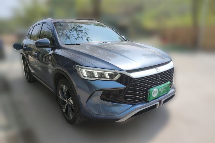 Used BYD Song Pro New Energy 2023 Champion Edition DM-i 110KM Excellence Model Front Right 45 Deg