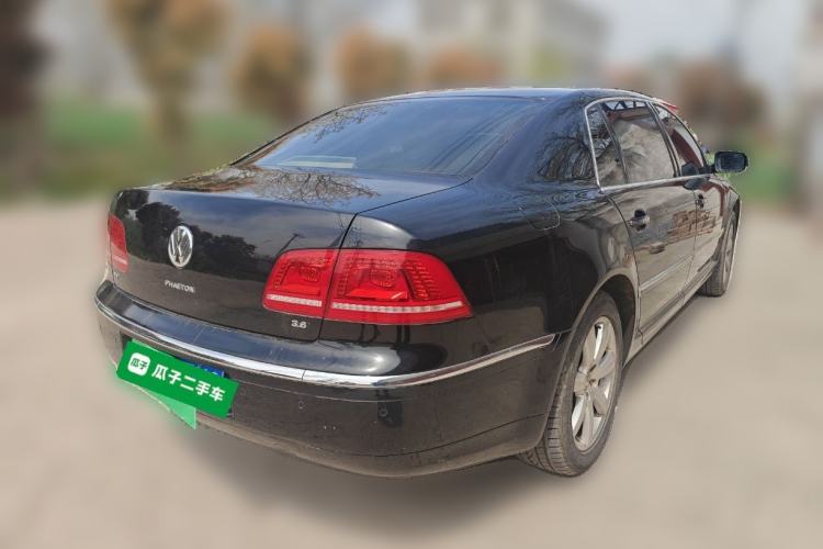 Used Volkswagen Phaeton 2011 3.6L V6 5-Seater Extended Comfort Version
