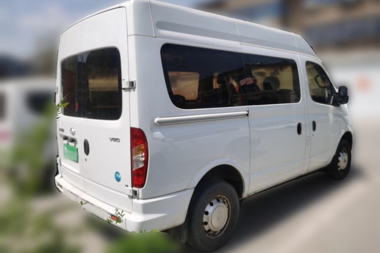 Used SAIC MAXUS Xintu V80 2021 2.0T Manual Classic Aoyuntong Short Wheelbase Mid-Roof 5/6-Seater Rear Right 45 Deg