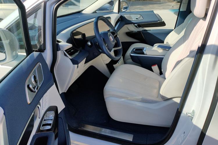 Used Buick Century 2025 2.0T Seven-Seater Yinshi Edition