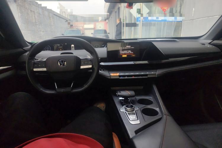 Used Changan UNI-V 2023 1.5T Prestige Model