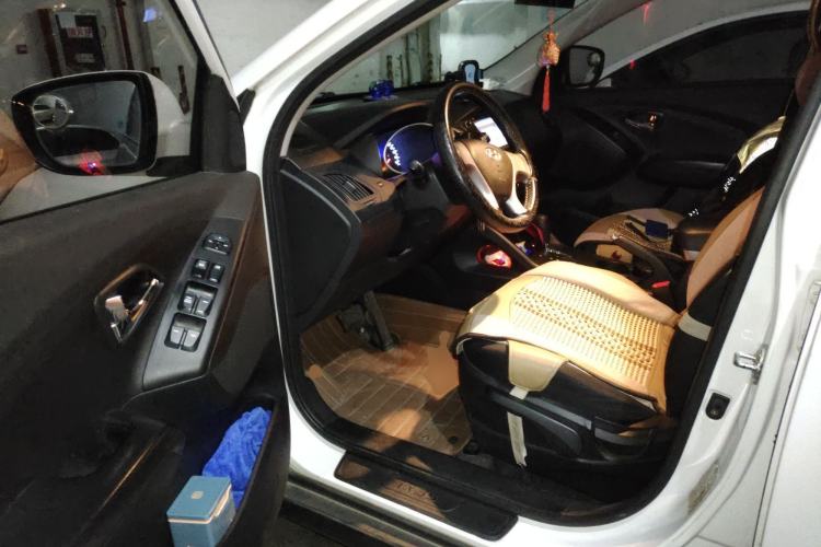 Used Hyundai ix35 2013 2.0L Automatic 2WD Comfort GL China IV Standard