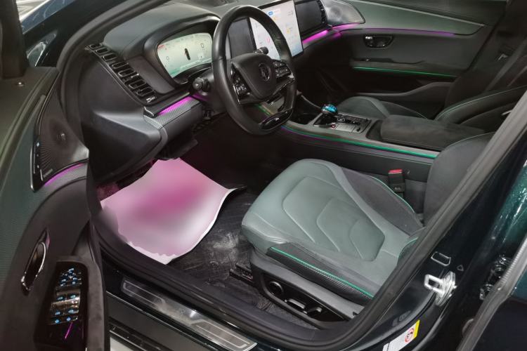 Used BYD Han 2022 EV 610 km All-Wheel-Drive Qianshan Cui Limited Edition
