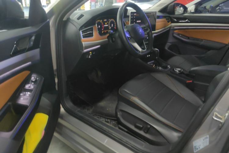 Used Volkswagen Bora 2023 200TSI DSG SmartDrive PRO Edition Driver Seat