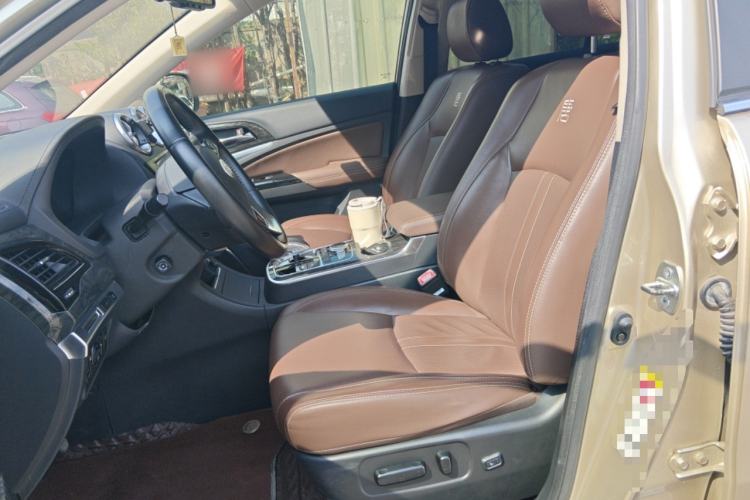 Used BYD Tang New Energy 2015 2.0T Four-Wheel-Drive Flagship Model
