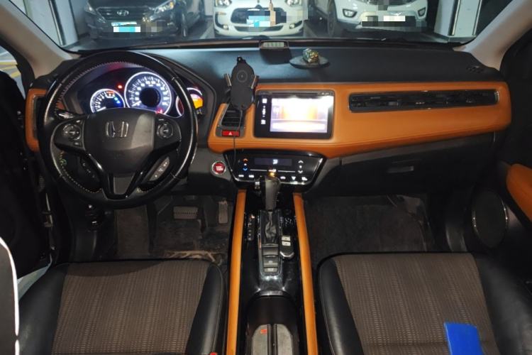 Used Honda Vezel 2015 1.8L CVT 2WD Luxury Model