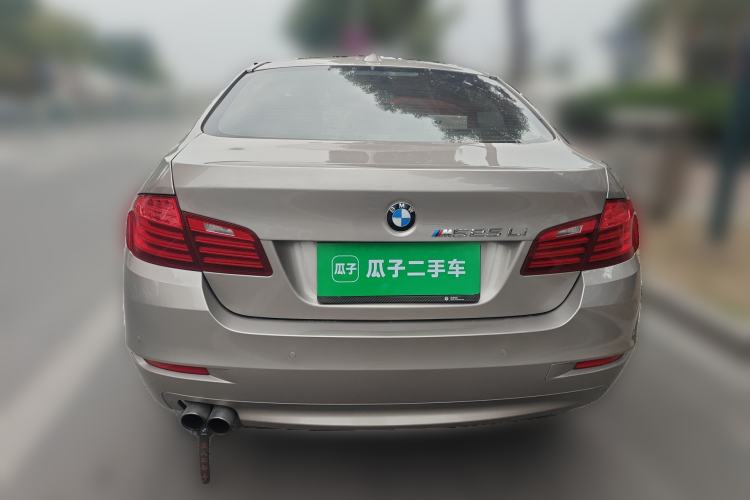 Used BMW 5 Series 2014 525Li Leading Model
