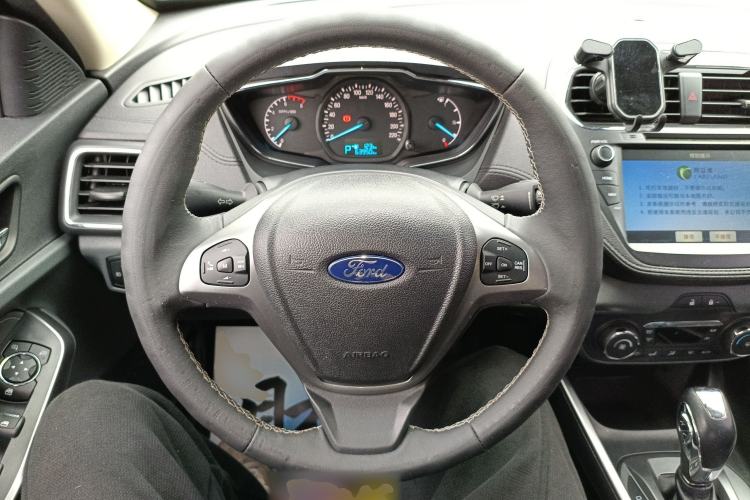 Used Ford Escort 2017 Happiness Edition 1.5L Automatic Fashion Version
