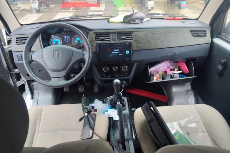 Used Jinbei Hiace X30 2021 1.5L Standard Version Air-Conditioner-Free Van China VI Emission Standard SWC15M Center Console