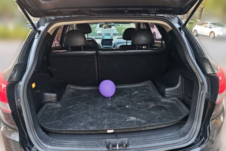 Used Hyundai ix35 2012 2.0L Automatic Two-Wheel Drive Elite Edition GLS
