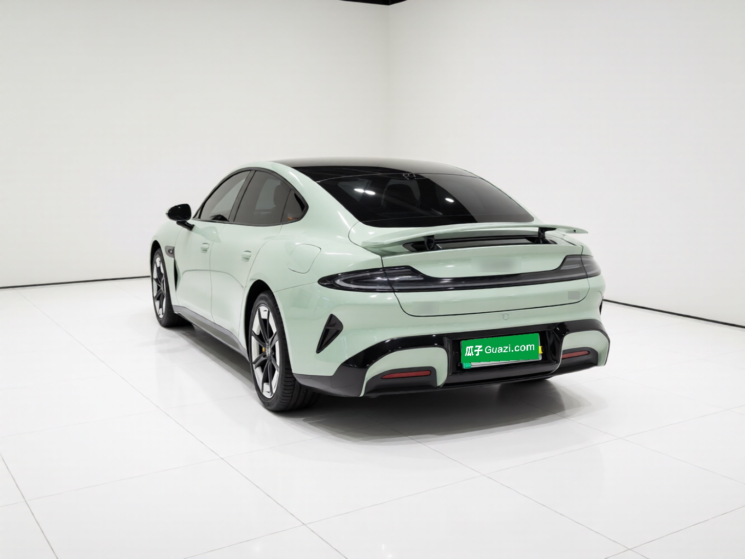 Xiaomi Auto SU7 2024 Rear-Drive Ultra-Long Range Advanced Pro-Level Intelligent Driving Version — снимка 4