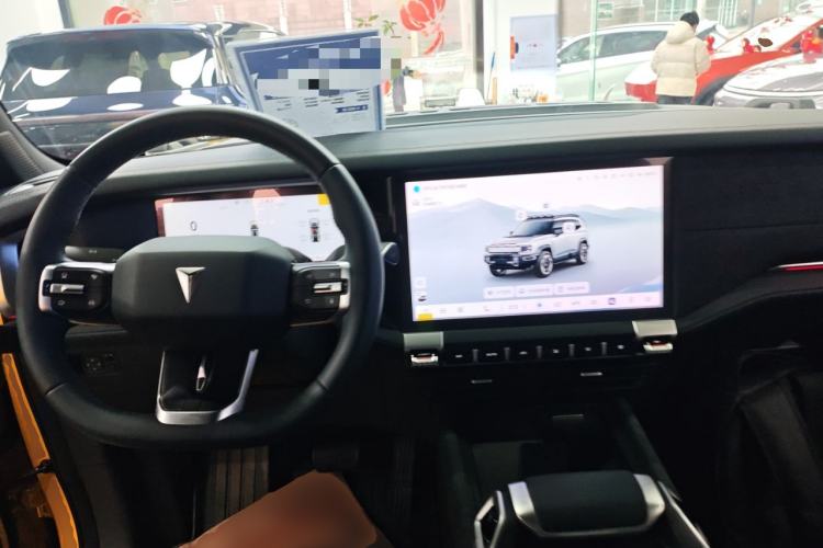 Used Deepal G318 2025 Worry-Free Cross-Country Edition Four-Wheel Drive Distant Mountains Version Steering Wheel