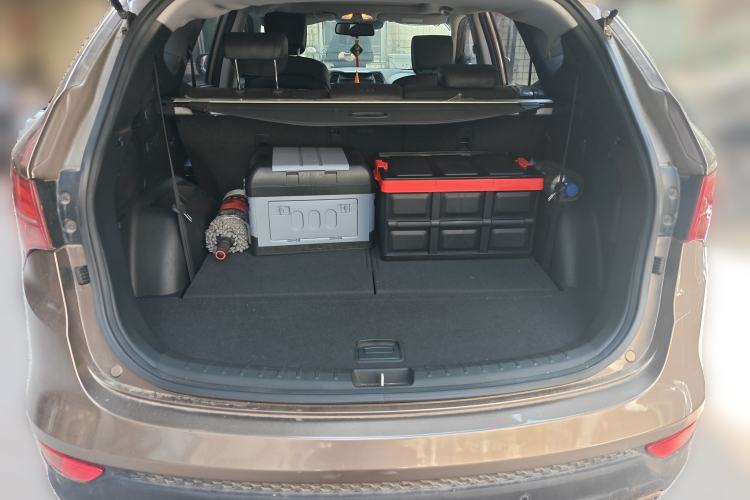 Used Hyundai Santa Fe 2013 Revised Version 2.0T Automatic All-Wheel Drive Top-Tier Trim