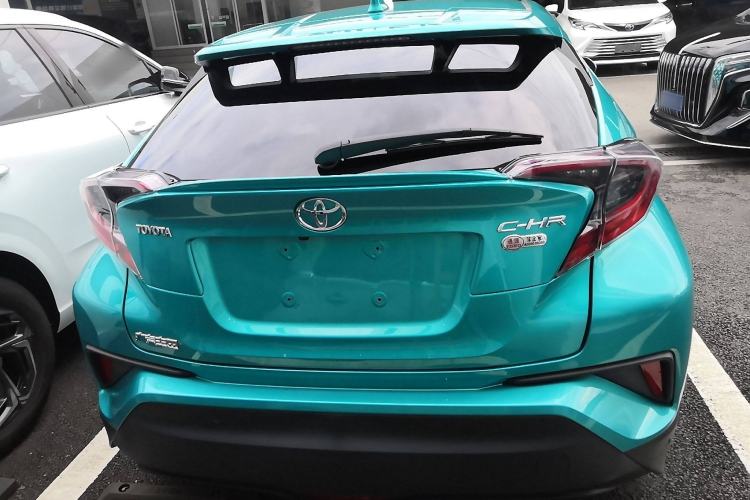 Used Toyota C-HR 2018 2.0L Luxury Sunroof Version China V Emission Standard
