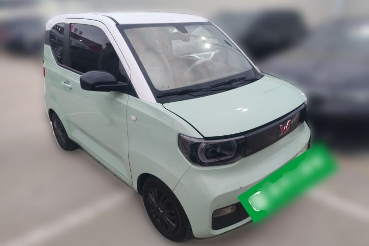 Used Wuling Hongguang MINIEV 2020 Enjoyment Model Lithium Iron Phosphate Front Right 45 Deg