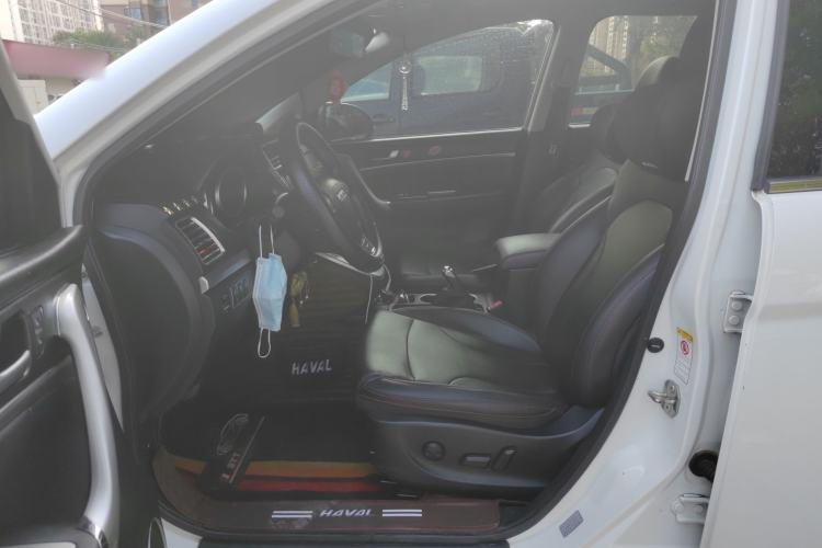 Used Haval H6 2015 Sport Edition 1.5T Automatic Two-Wheel Drive Luxury Model