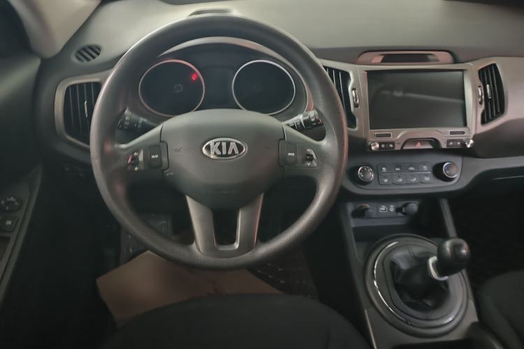 Used Kia Sportage R 2016 2.0L Manual Two-Wheel Drive GL Trim