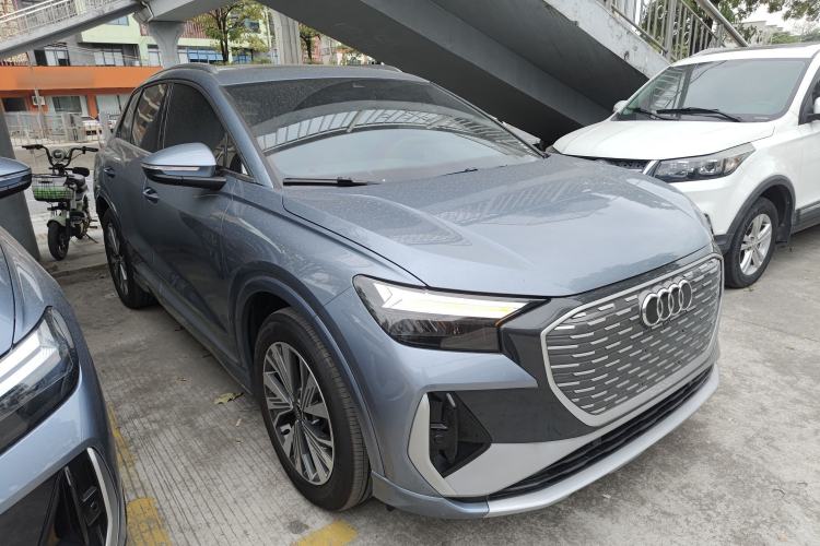 Used Audi Q4 e-tron 2024 40 e-tron Adventure Edition Front Right 45 Deg