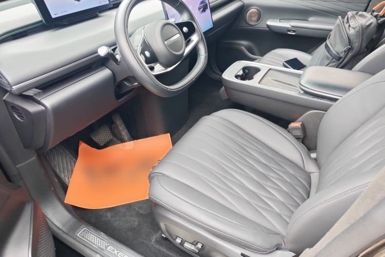 Used EXEED Star Era ET 2024 Extended-Range 240 Ultra All-Wheel Drive Left Front Seat