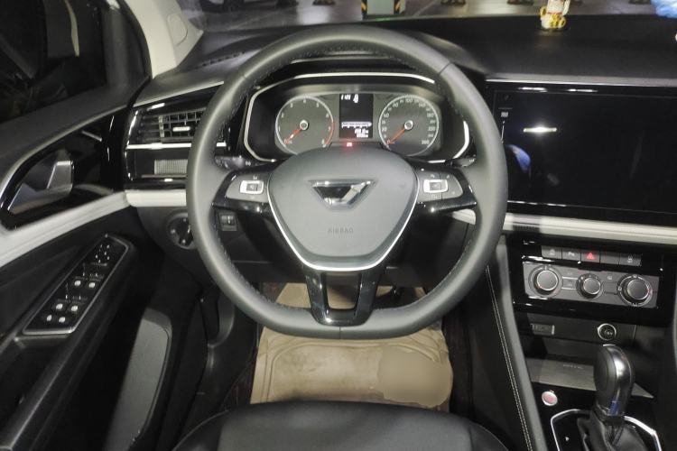 Used Jetta VS5 2024 280TSI Automatic Enjoyment Edition Steering Wheel