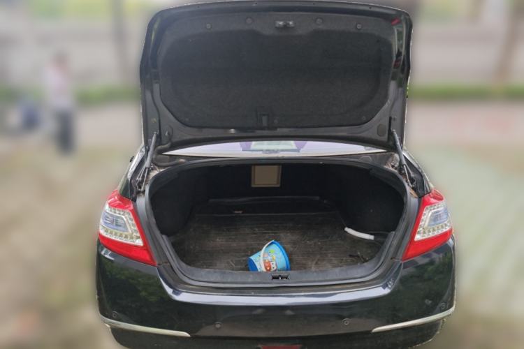 Used Nissan Teana 2011 2.5L XL Glory Edition Trunk