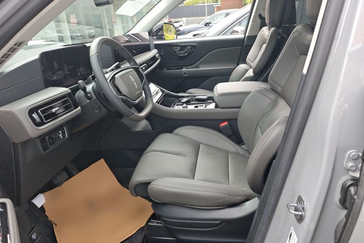 Used Lincoln Aviator 2024 3.0T V6 All-Wheel-Drive Luxury Edition Six Seats
