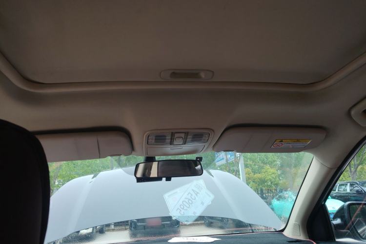 Used Dongfeng Fengon 580 2016 1.5T Manual Luxury Edition
