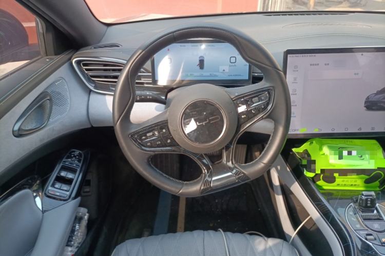 Used BYD Seal 2022 550 km Standard Range Rear-Wheel Drive Prestige Version Steering Wheel