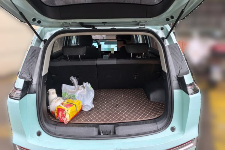 Used AION Y 2023 Plus 510 Tech Edition Trunk