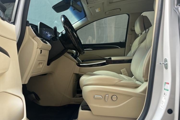 Used Buick GL8 2023 ES Lu Zun Deluxe Model
