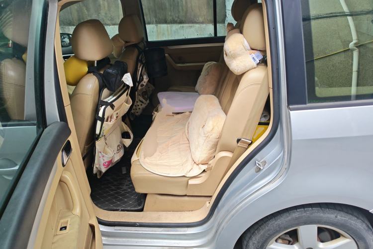 Used Volkswagen Touran 2011 1.4T DSG Zhiya Edition 5 Seats
