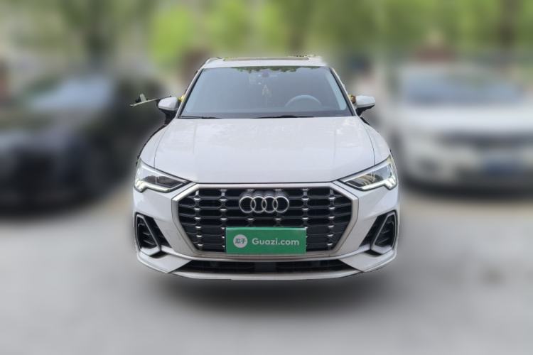 Used Audi Q3 2023 35 TFSI Fashion Dynamic Model (1.4T)
