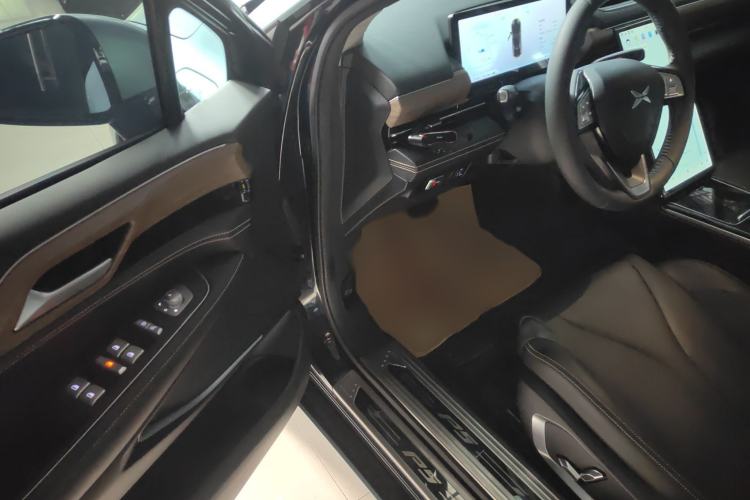 Used XPeng P5 2022 460E+ Interior 3