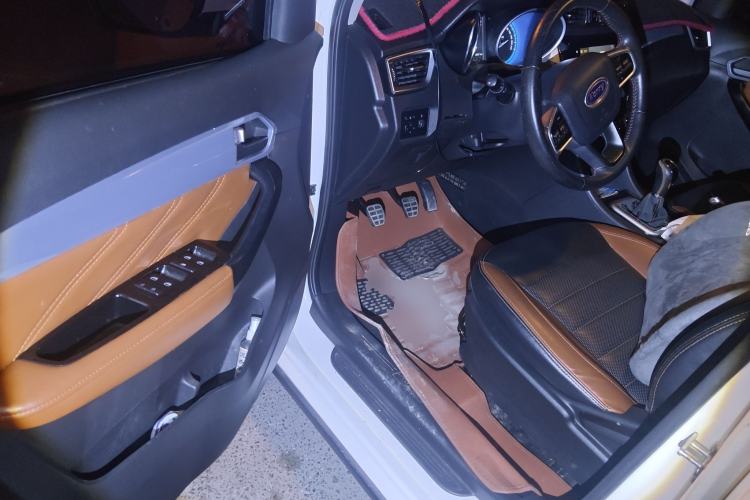 Used Karry K60 2017 1.5L Manual Luxury Model
