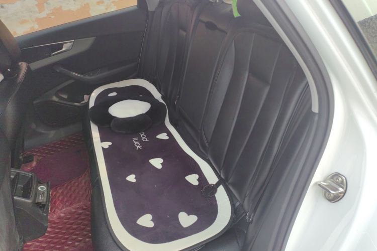 Used Audi A4L 2019 40 TFSI Ambition China VI
